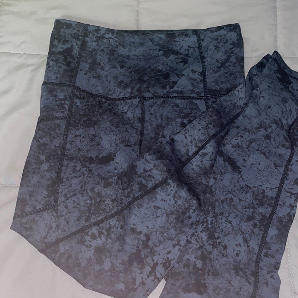 Navy marble leggings